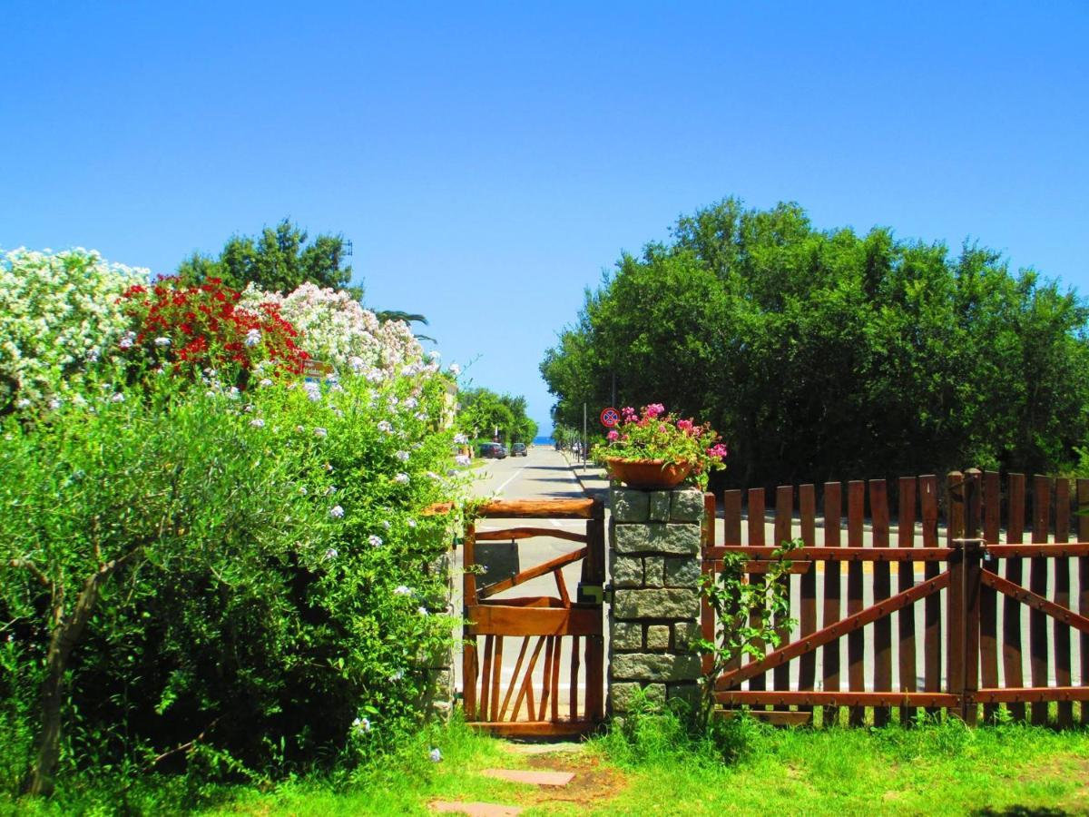 Phocea Bed & Breakfast San Teodoro  Exterior foto